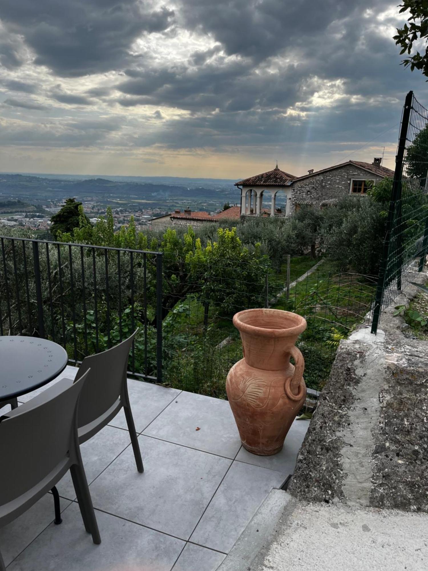 Casa Vacanze Conca D Oro SantʼAmbrogio di Valpolicella Εξωτερικό φωτογραφία